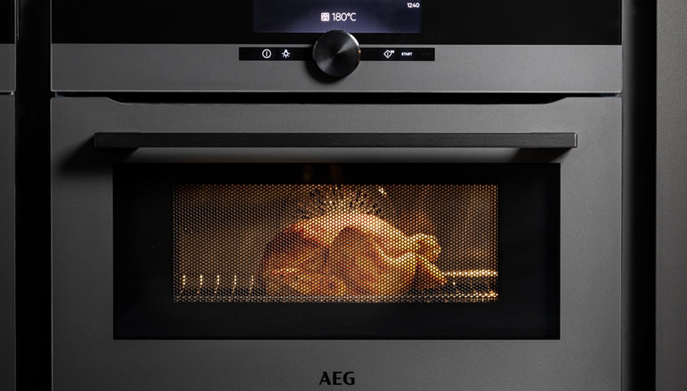 AEG MattBlackLine ovens | Eigenhuis Keukens