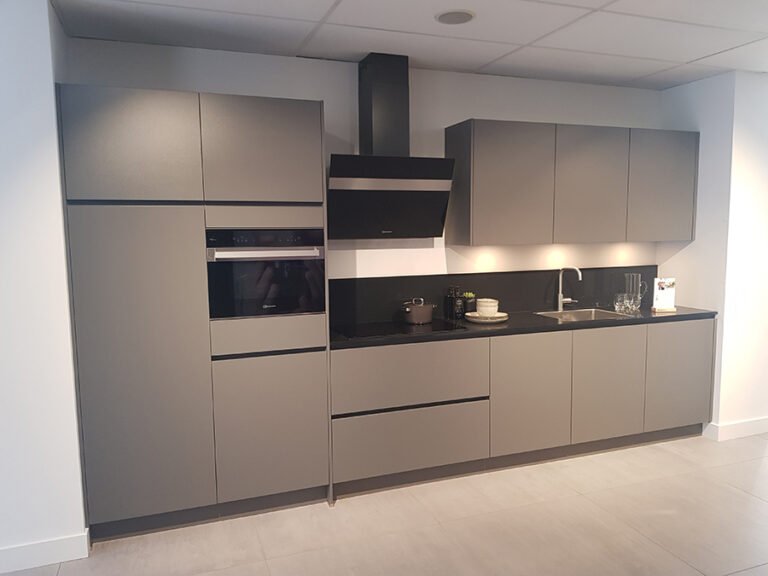 ECOOK Xclusiv rechte keuken | Showroomkeuken | Eigenhuis Keukens