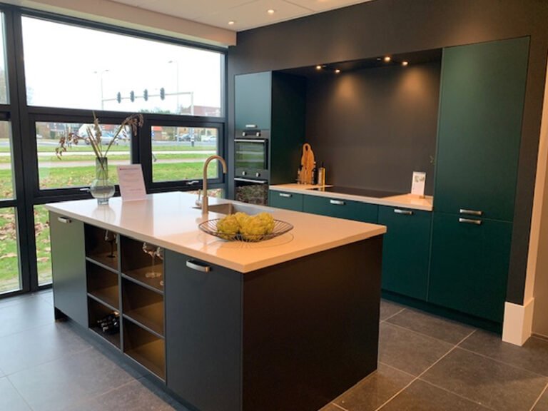 Goedekope keuken Hoofddorp | Showroomkeuken | Eigenhuis Keukens
